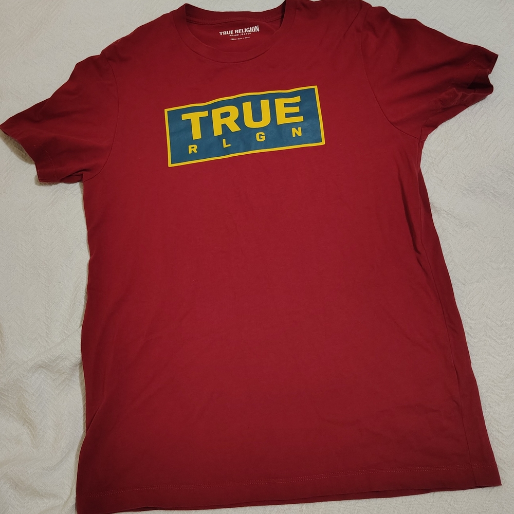 True Religion Men's Red T-Shirt